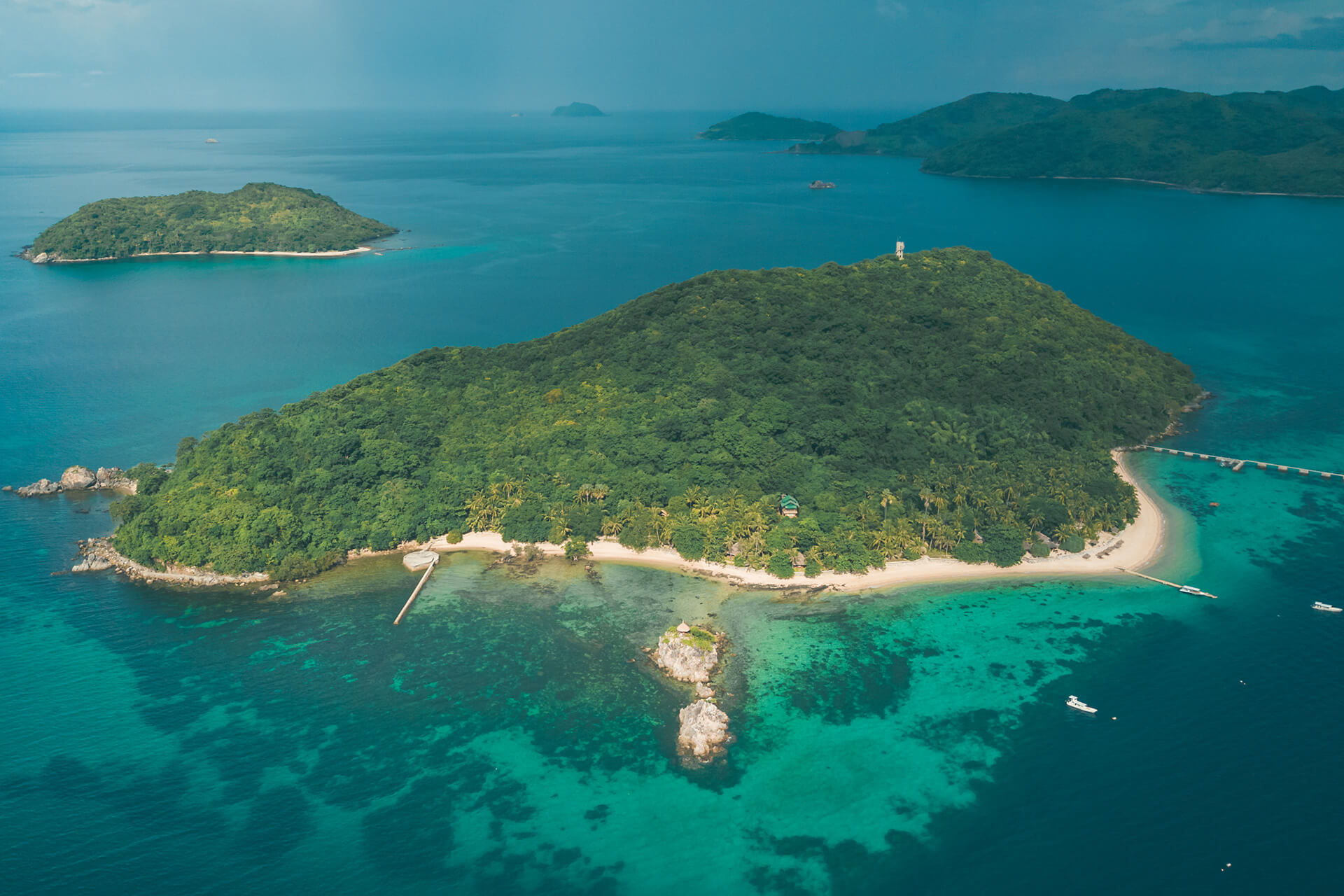 Flower Island Resort Reopens To Tourists